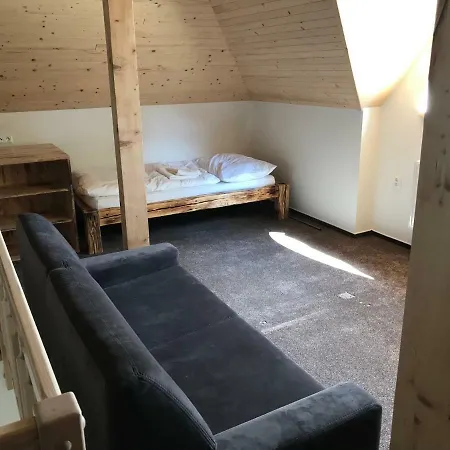 게스트하우스 Bezrucova Skola