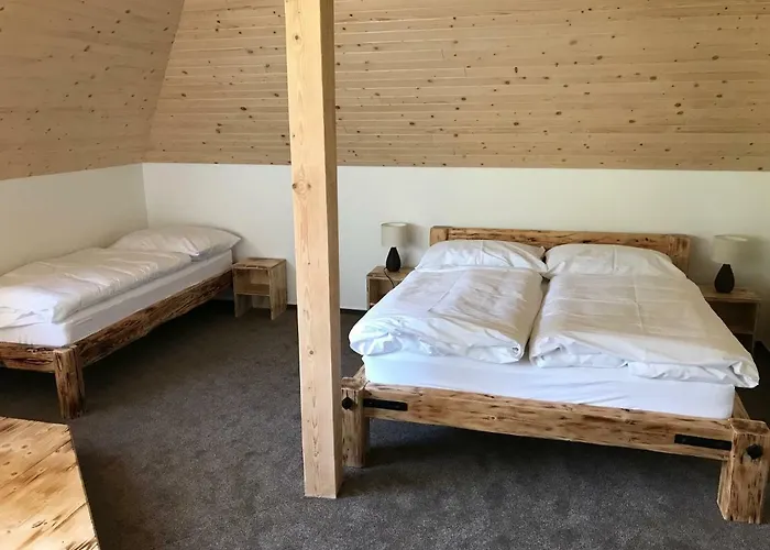Gasthof Bezrucova Skola Staré Hamry