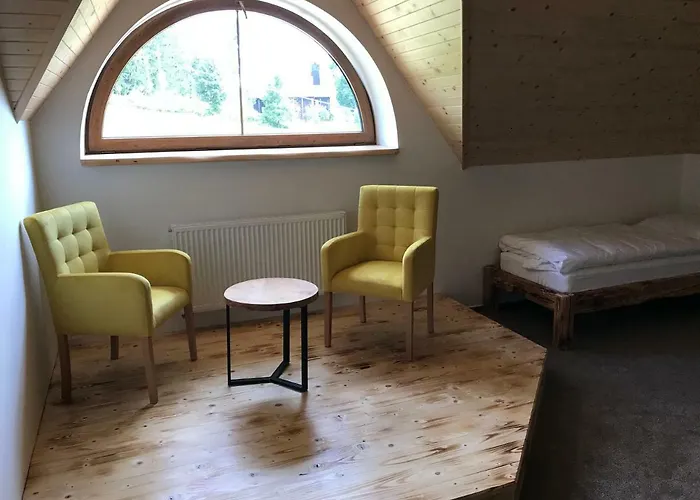 Bezrucova Skola 3*