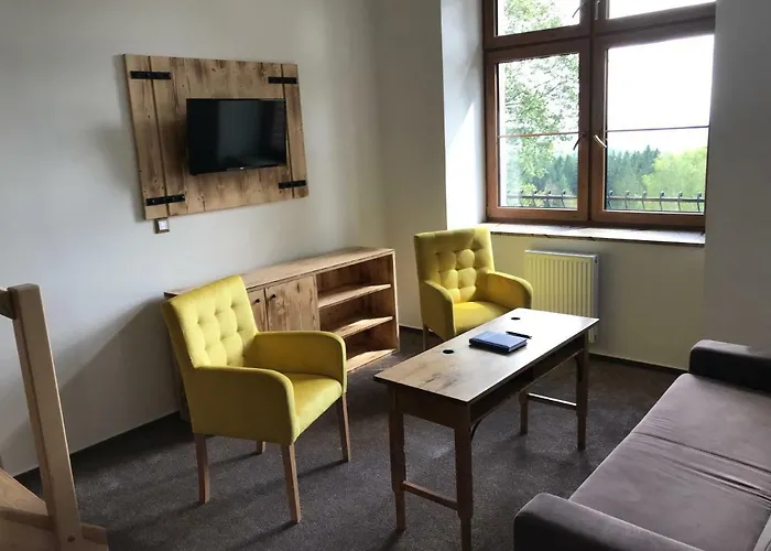 Bezrucova Skola Gasthof 3*