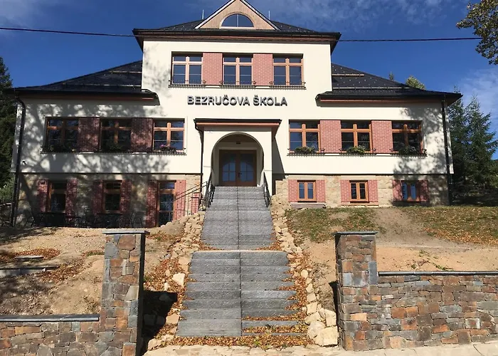 Bezrucova Skola